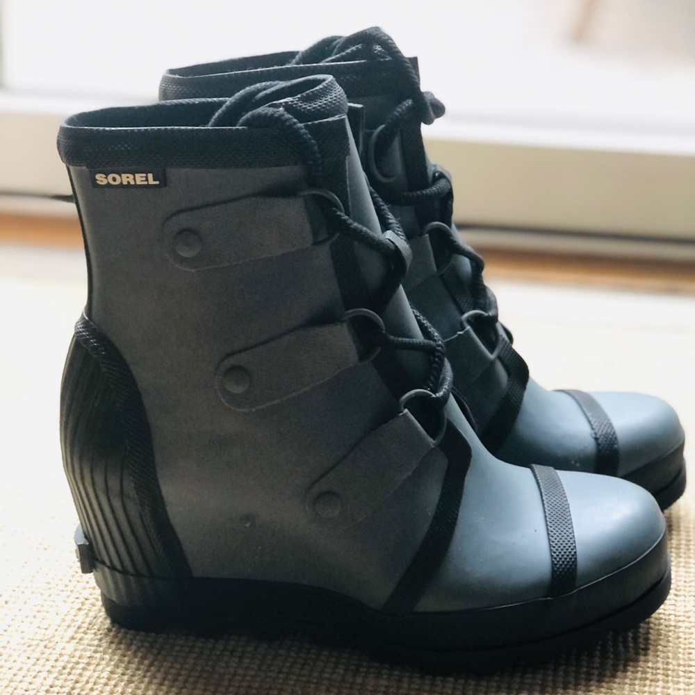 Sorel Joan of Arctic Rain Boots 7.5